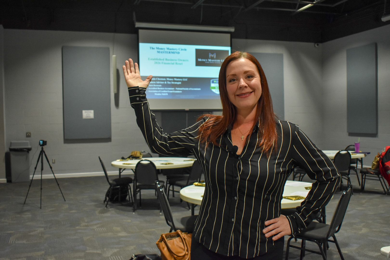 Amanda welcoming guests to her mastermind