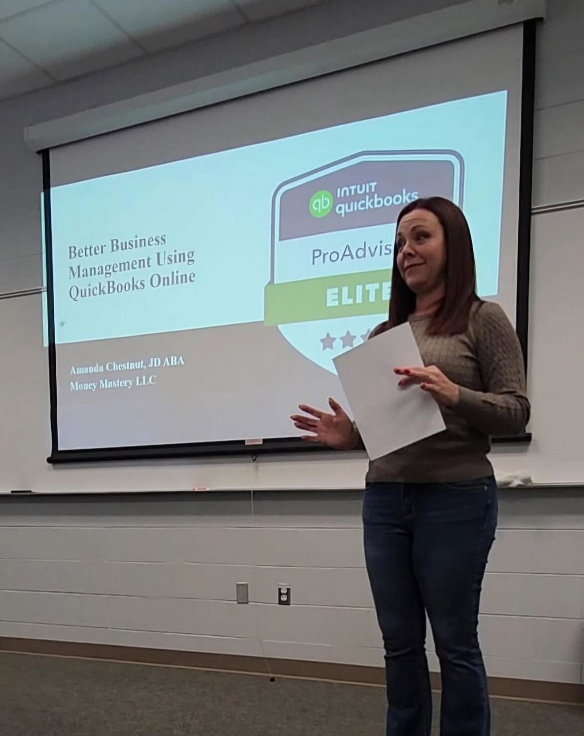 Amanda teaching a QuickBooks Online seminar